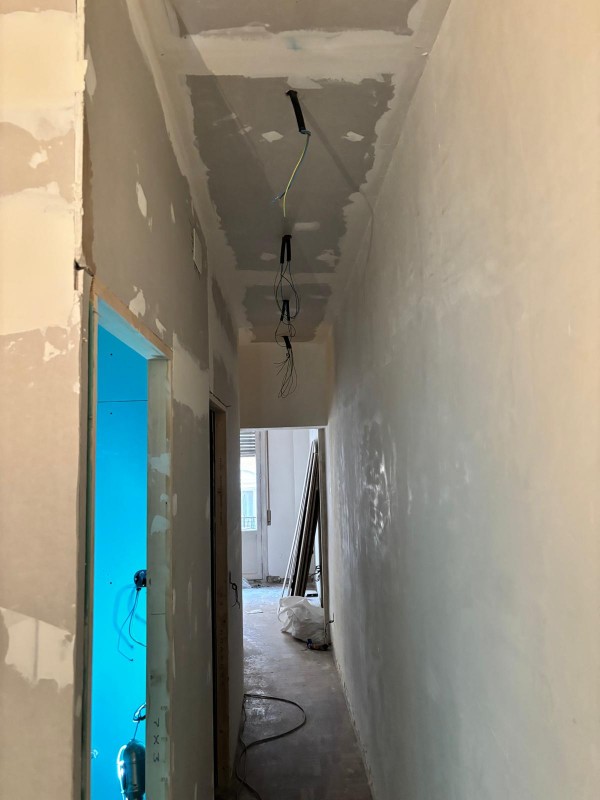 Instalación tienda vitrinas